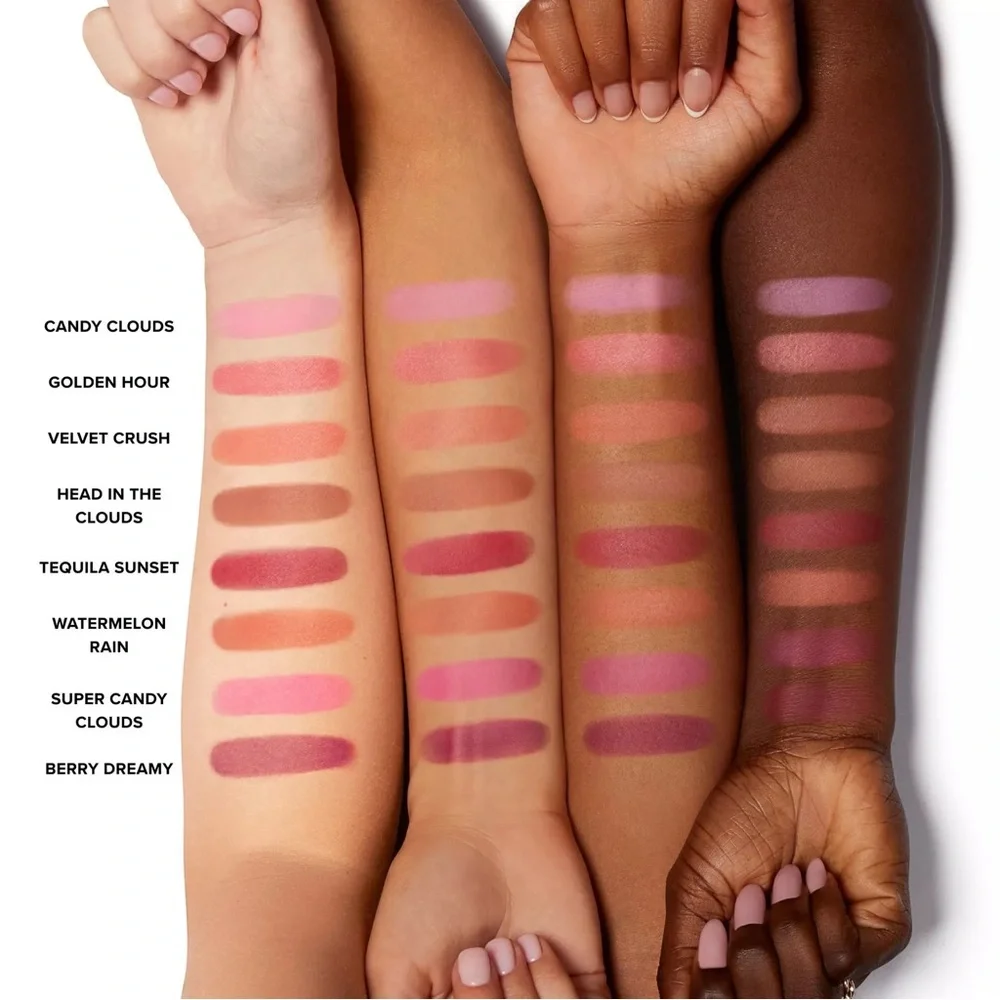 2F ‘Super Candy Clouds’ Cloud Crush Blurring Powder Blush